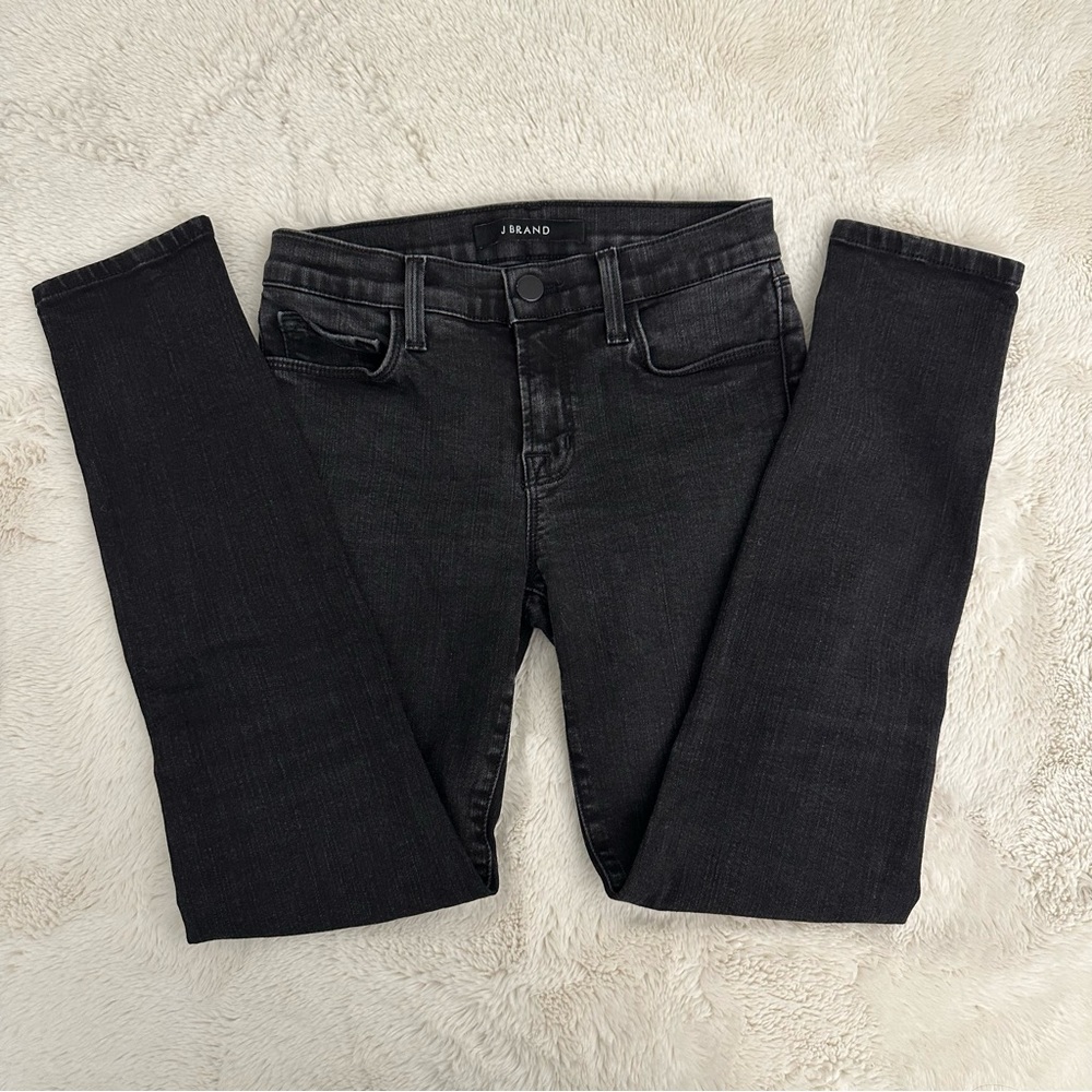 J Brand - Washed Black Skinny Jean - Skinny Leg - Vanity - 811I524 / Size 25